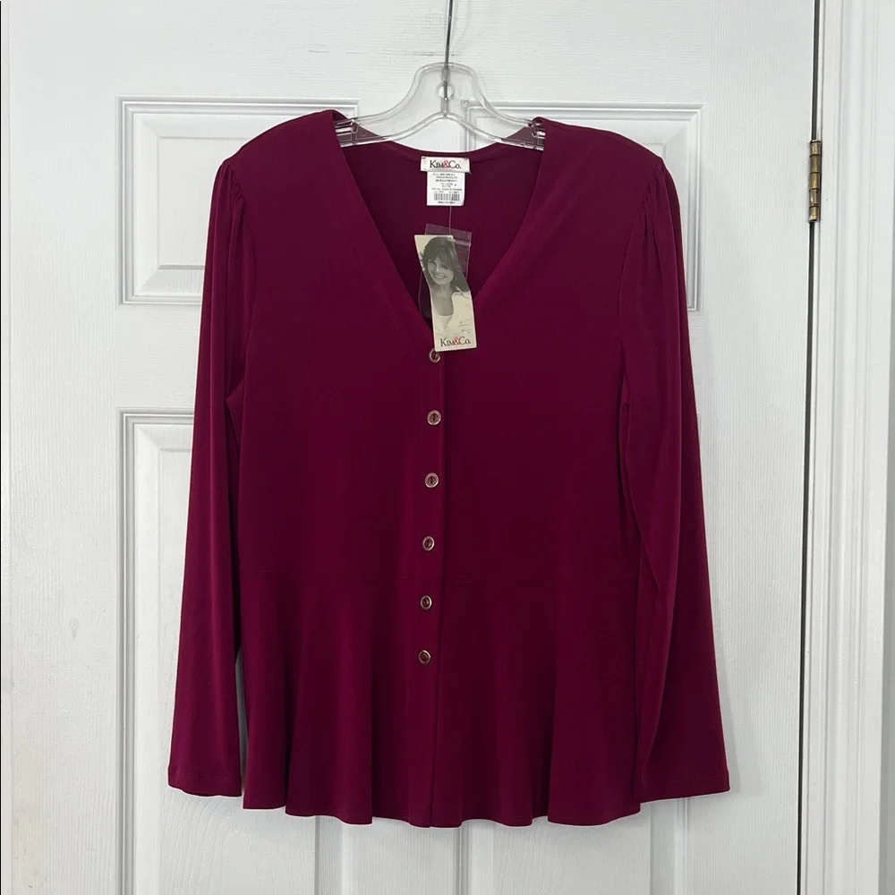 Kim & Co Women's Button-Down Shirt in Burgundy - Picture 1 of 3